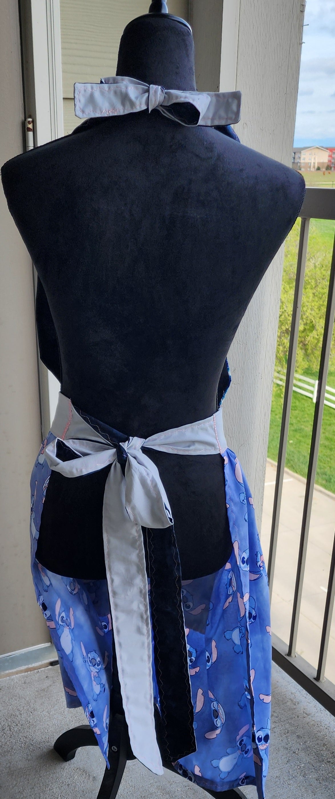 Rock A Hula Apron