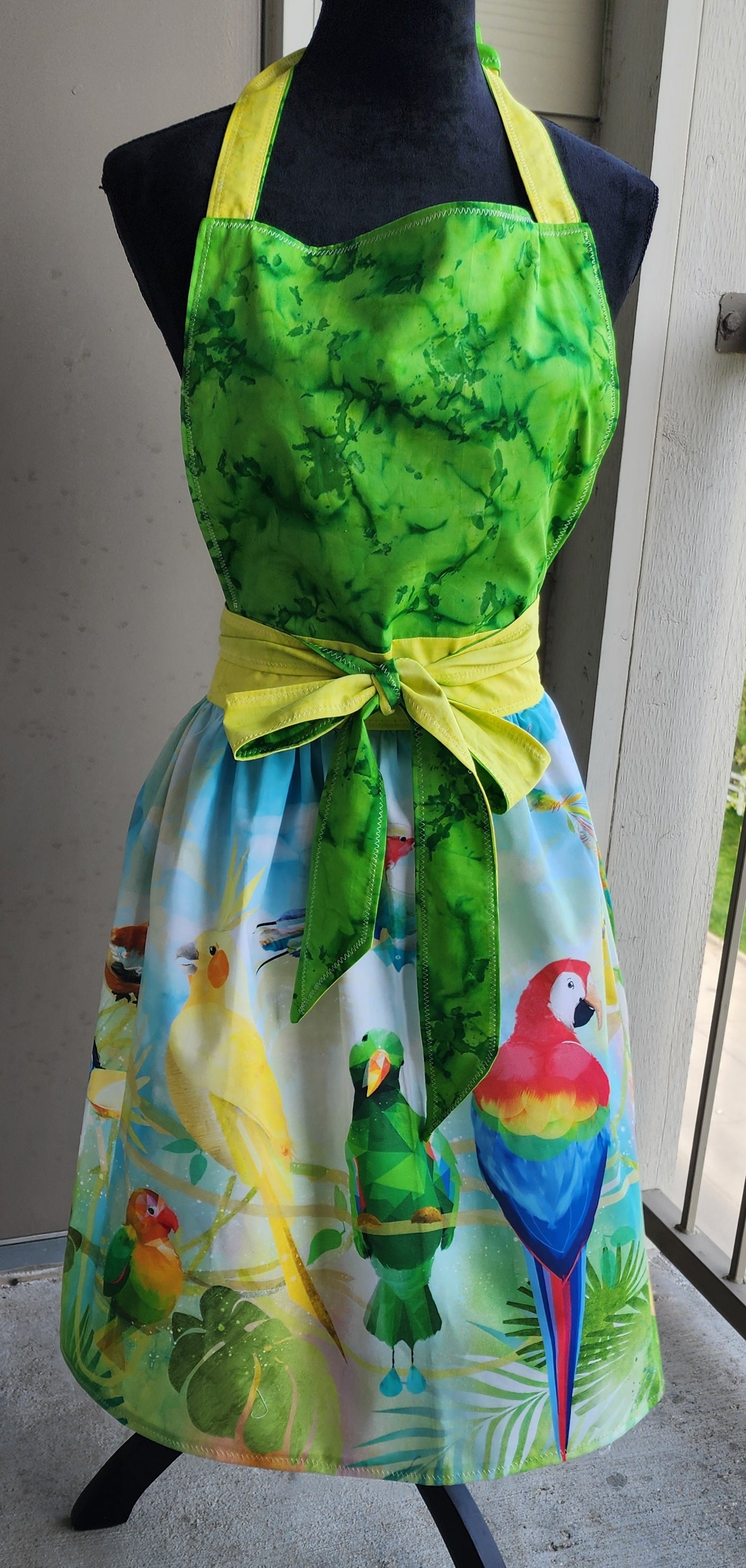 Rock A Hula Apron