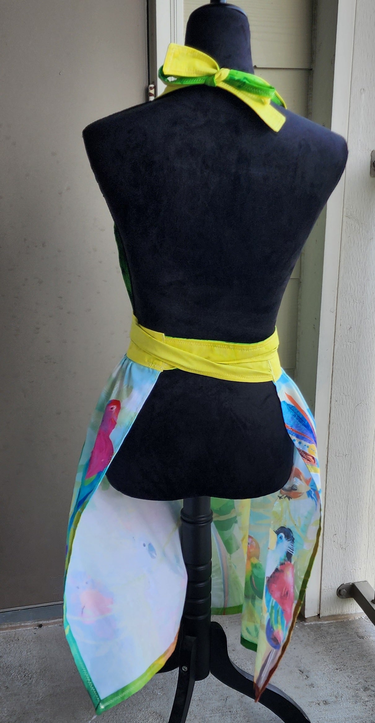 Rock A Hula Apron