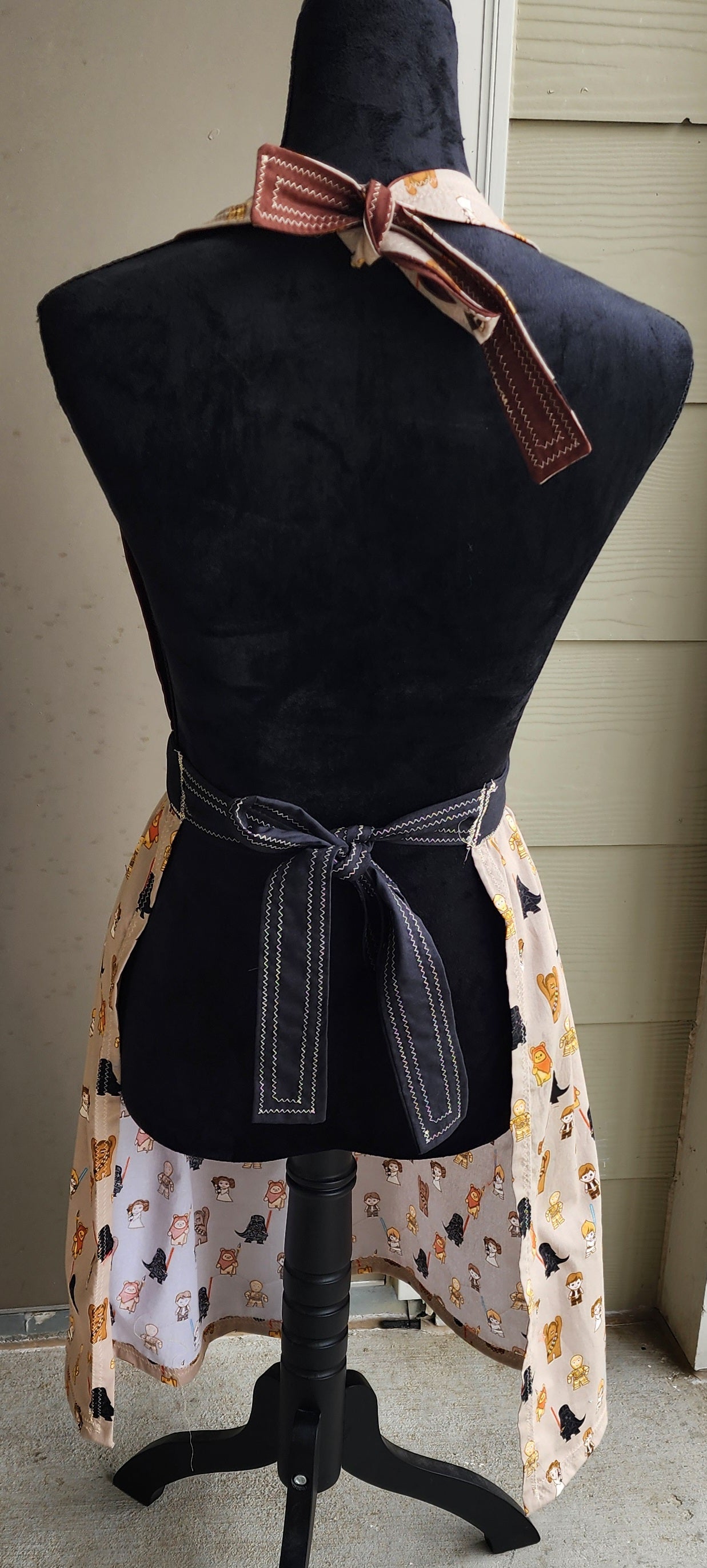 Rock A Hula Apron