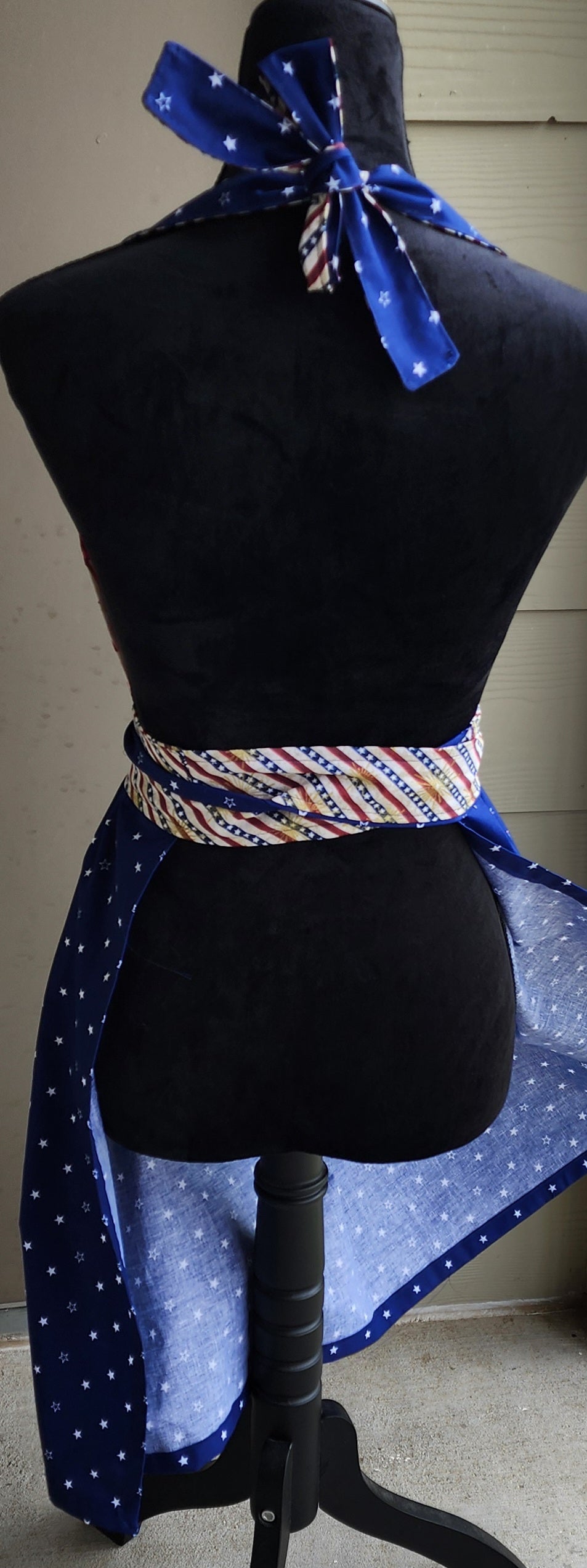 Rock A Hula Apron