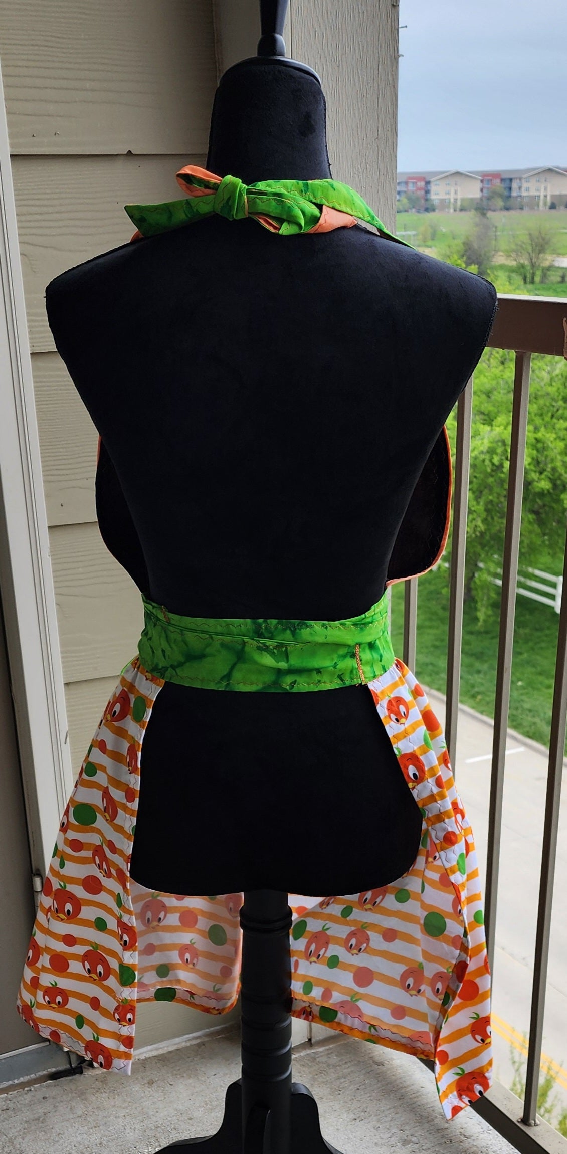 Rock A Hula Apron