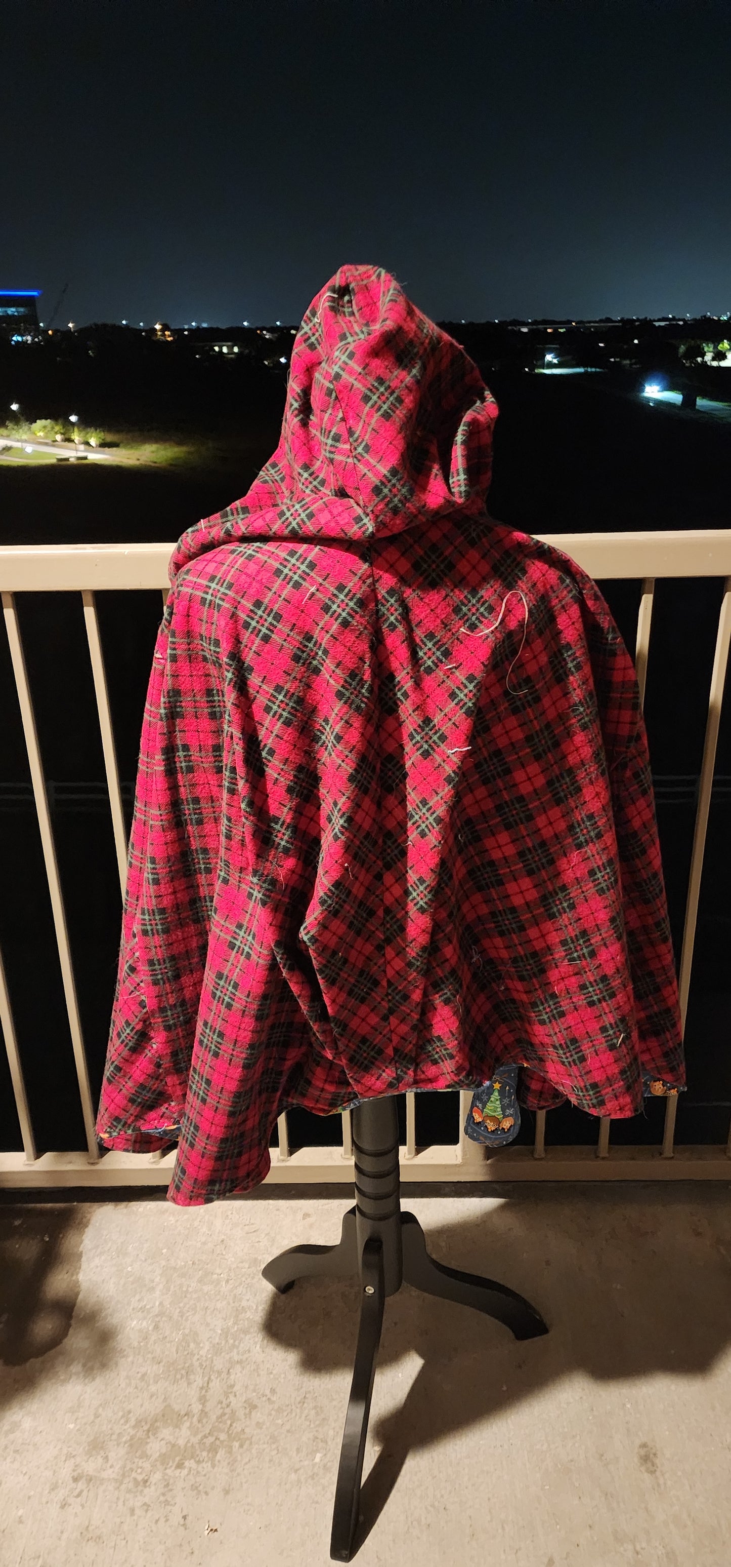 HP Christmas Cape
