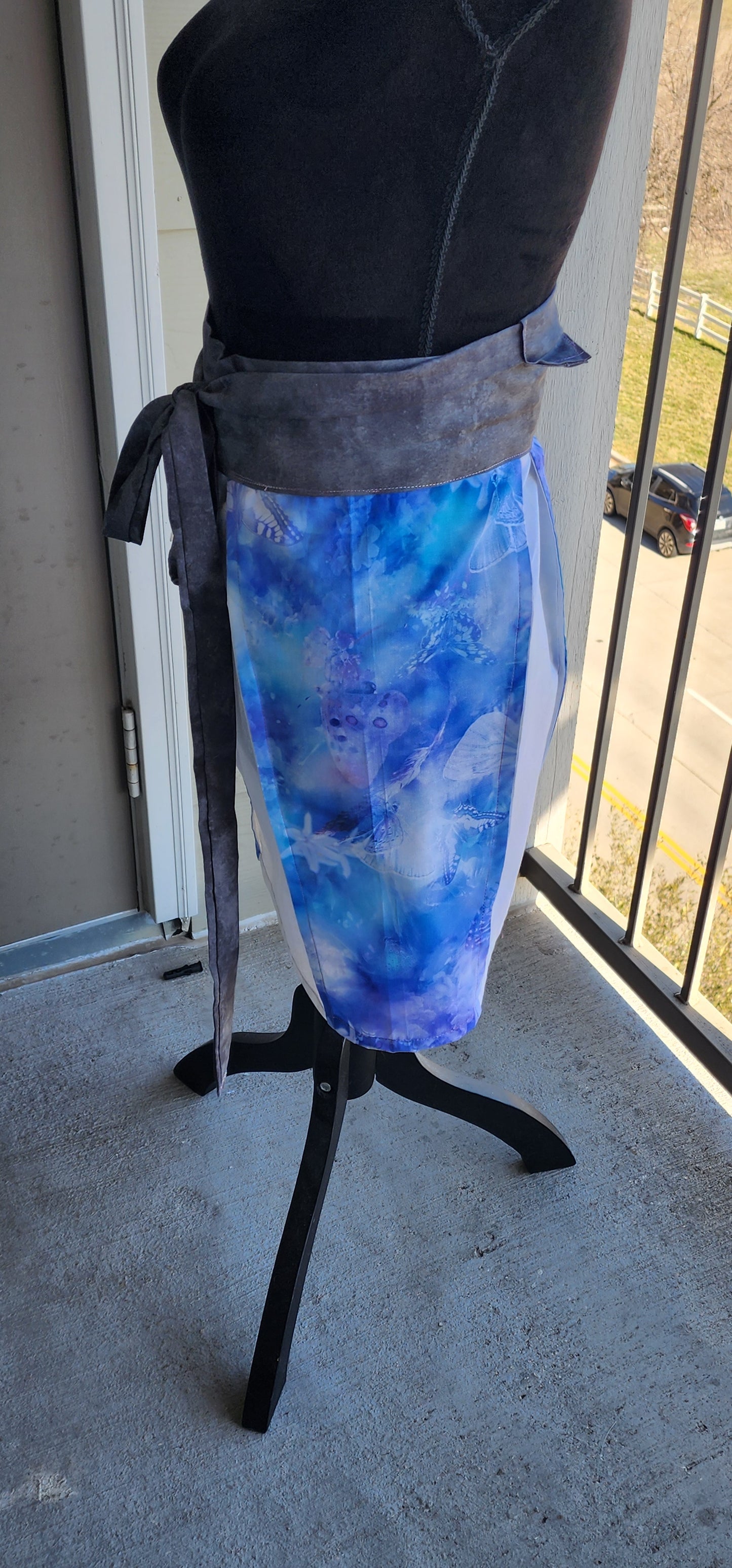 Adult Twirly Apron
