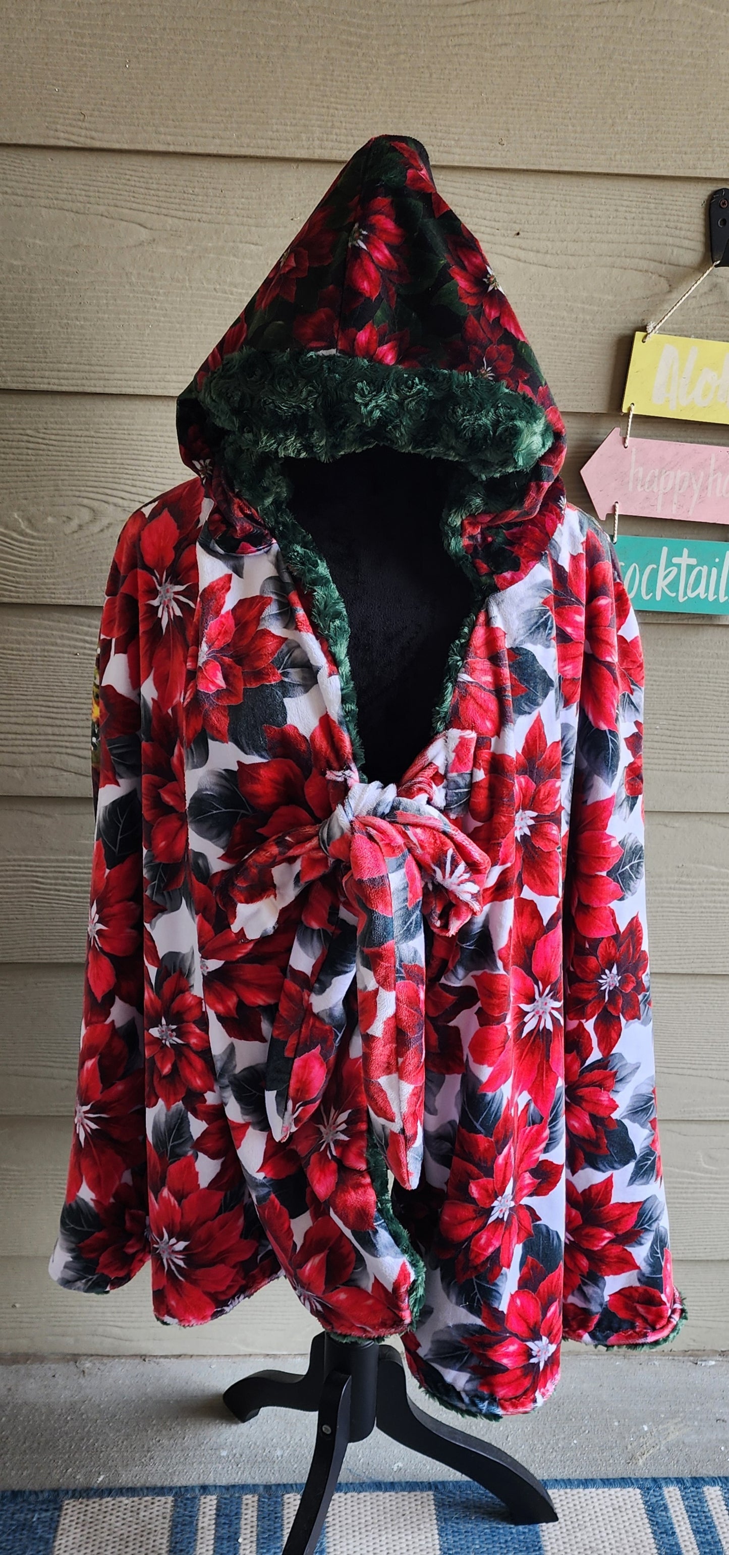 Santa Caroling Cape