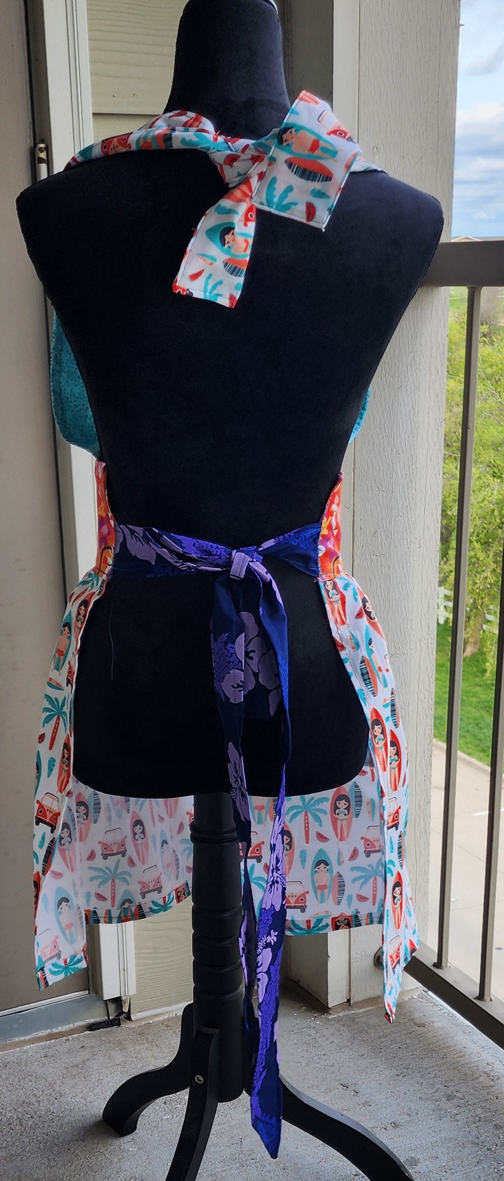 Rock A Hula Apron