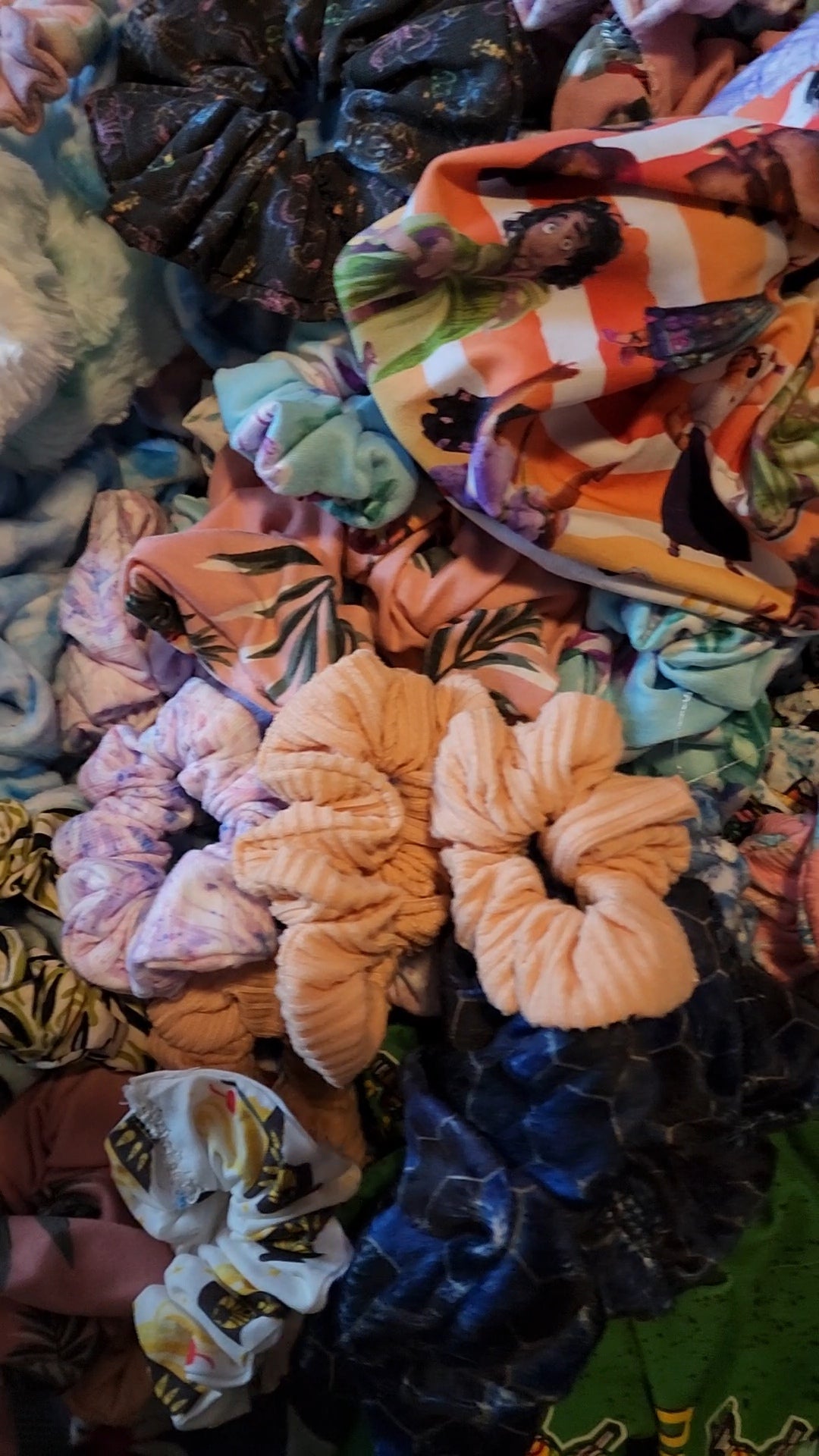 Knit Scrunchies