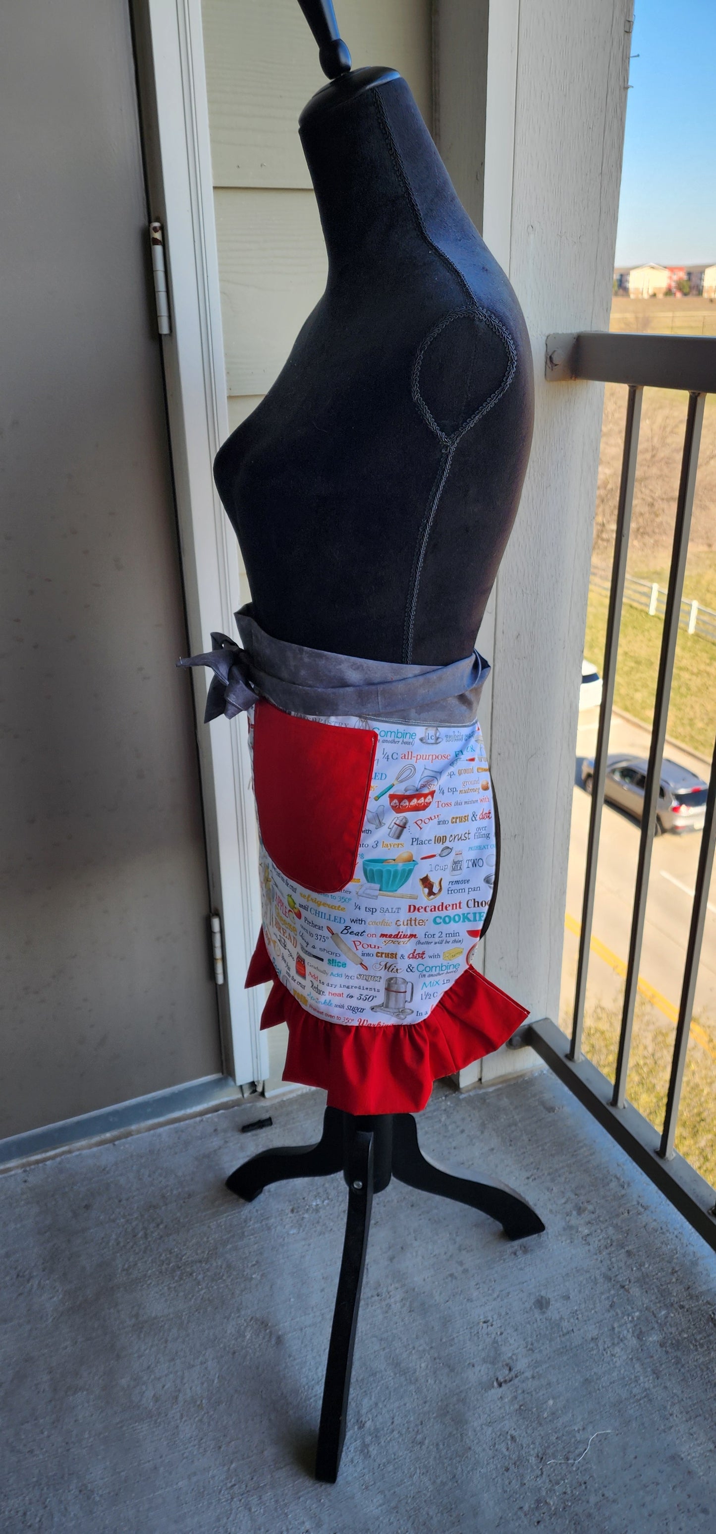 Ruffled Hostess Apron